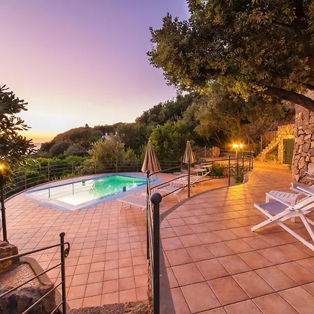 Villa Lattea