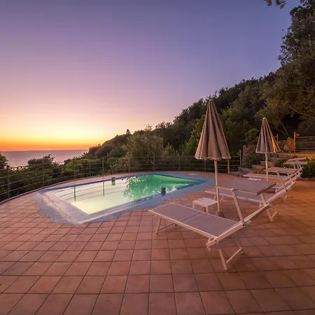 Villa Lattea Isquia